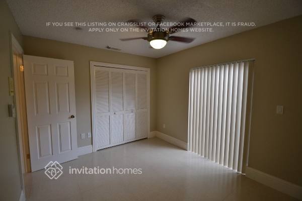 Building Photo - 15052 SW 63rd Ter