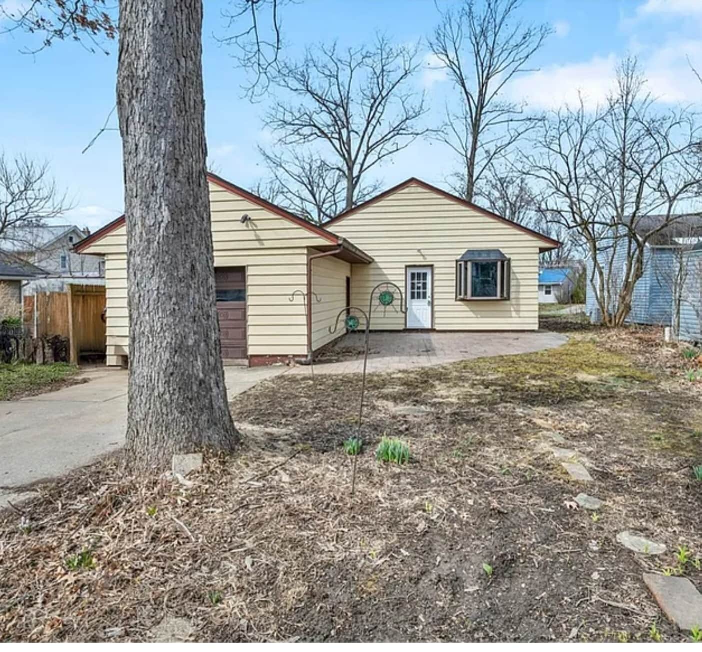 Building Photo - 204 Grove Ave