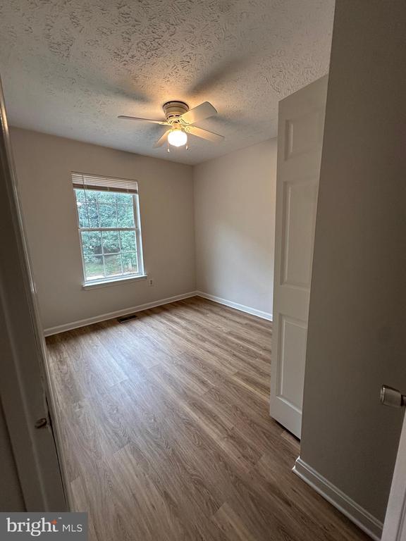 Building Photo - 309 Sherando Cir