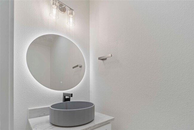 Building Photo - 4353 Clover St