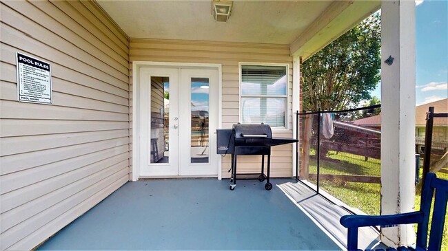 Building Photo - 13322 Hilltop Cir