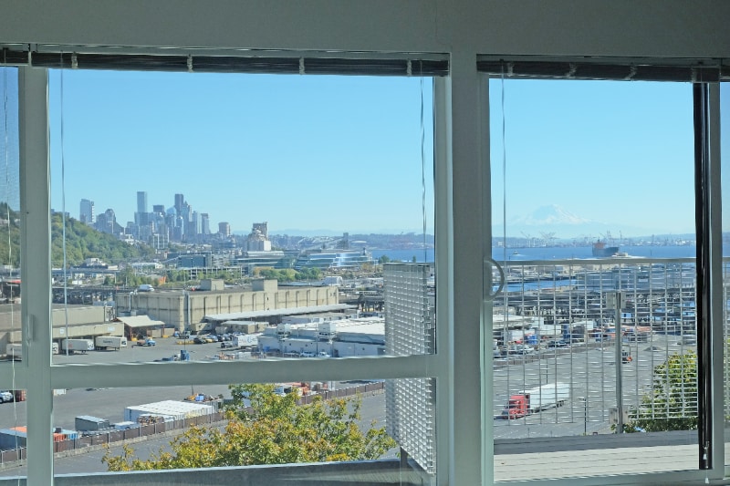 Building Photo - 2311 W Newton St