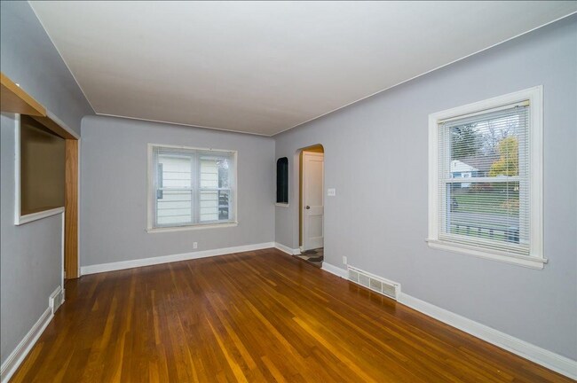 Building Photo - 5710 Wyoming St