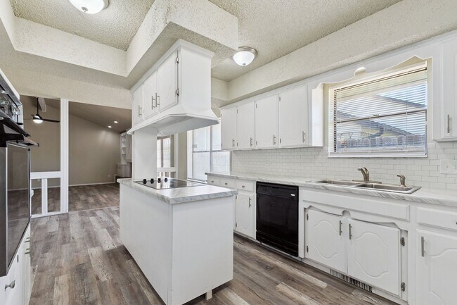 Building Photo - newly renovated 3 bed house in NW OKC