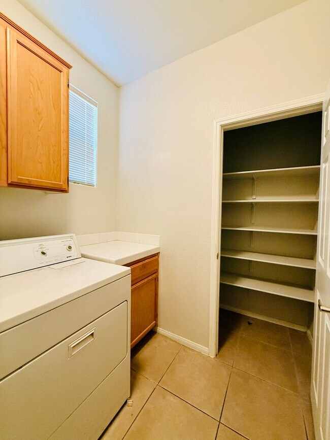 Building Photo - Immaculate and Inviting Two-Story Condo in Lone Mountain Available! 1/2 OFF THE FIRST FULL MONTH'...