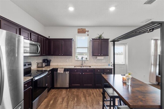 Building Photo - 831 Sunlit Coral St