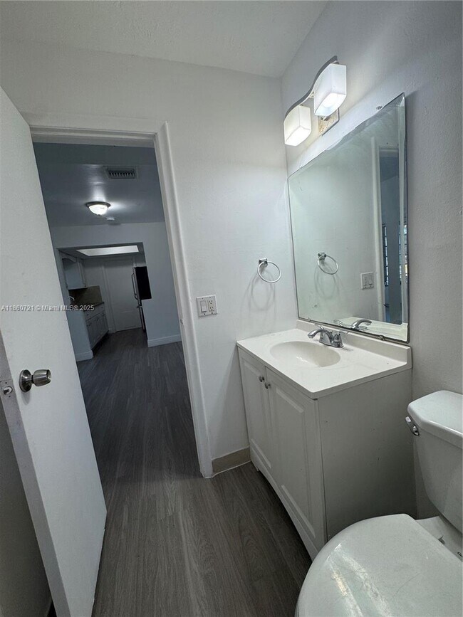 Building Photo - 2985 NW 69th Ave