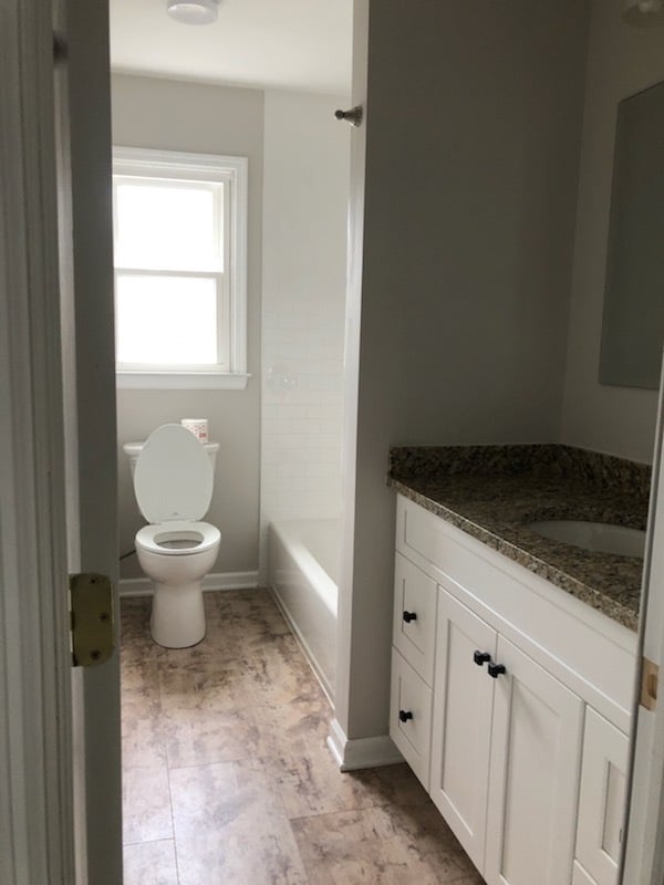 Building Photo - 148 Willow Ave