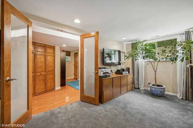 Building Photo - 1475 Deerfield Pl