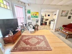 Building Photo - 81-83 Monroe Street