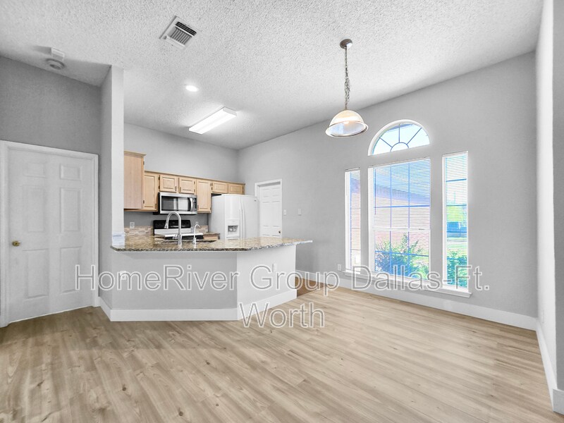 Building Photo - 824 Carrington Dr