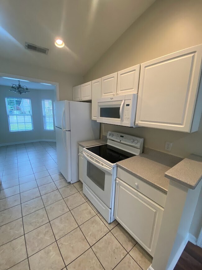 Building Photo - 181 Point Break Dr