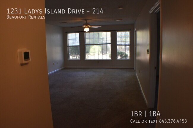 Building Photo - 1231 Ladys Island Dr