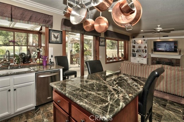 Building Photo - 1363 Canterbury Ln