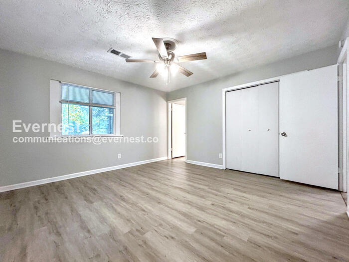 Building Photo - 4512 Jamerson Forest Pkwy