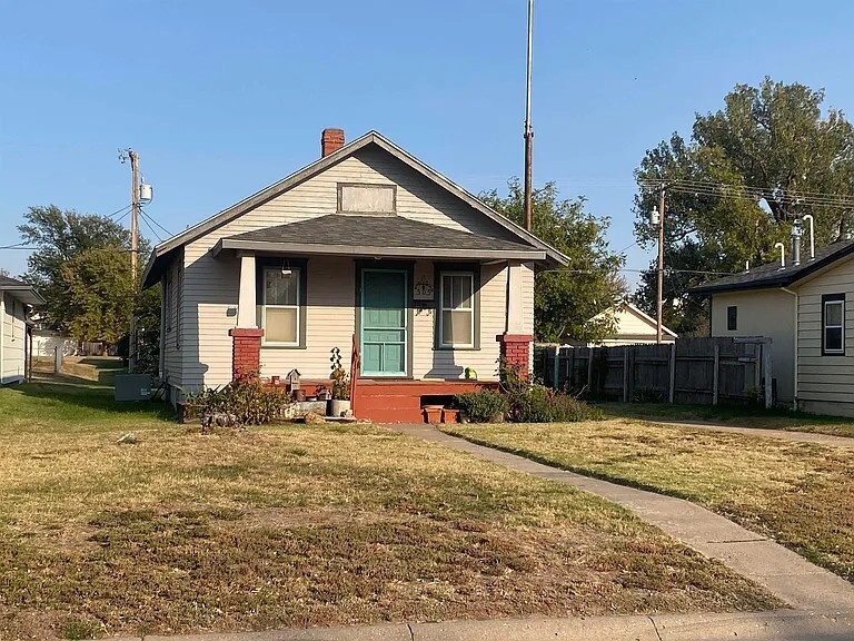 Primary Photo - 505 Dorrance St