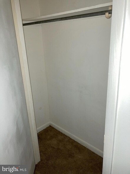 Building Photo - 6 Westridge Dr