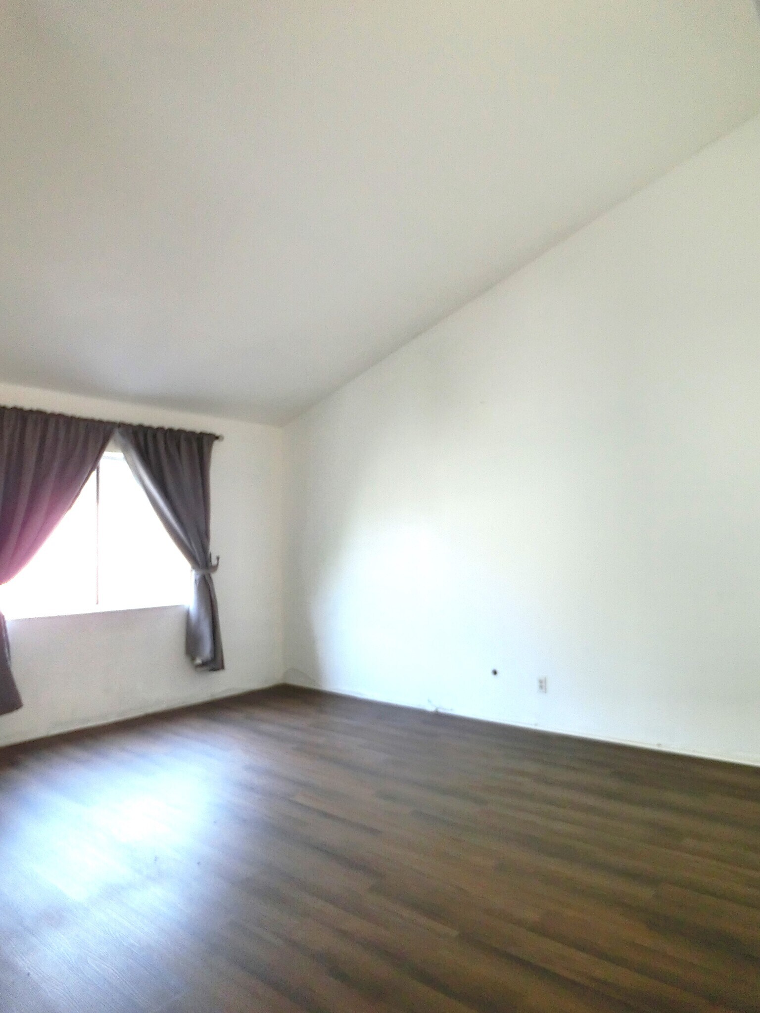 Building Photo - 18707 E Arrow Hwy