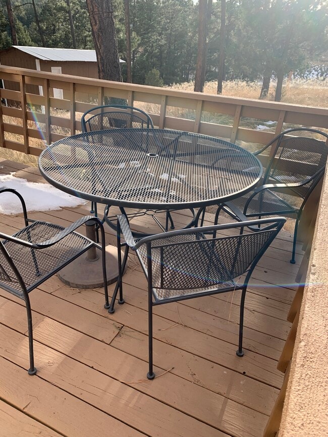 Building Photo - 112 Pine Knot Trail