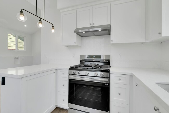 Building Photo - 6268 Montalvo Dr