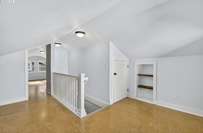 Building Photo - 3748 NE 23rd Ave