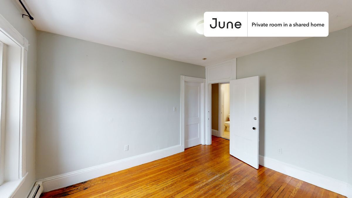Building Photo - Room in Shared 4 bed/2 bath home