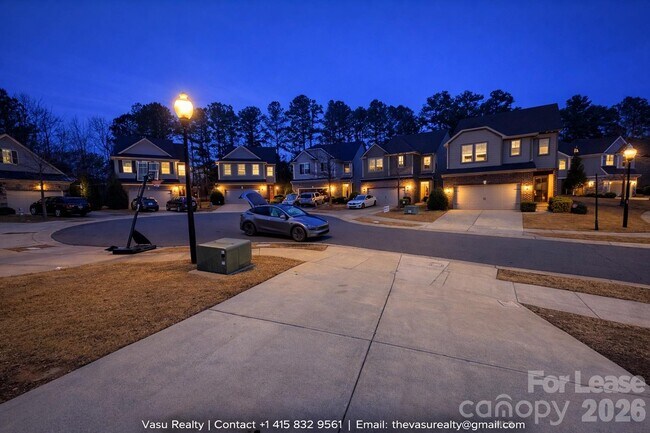 Building Photo - 14503 Knowledge Circle