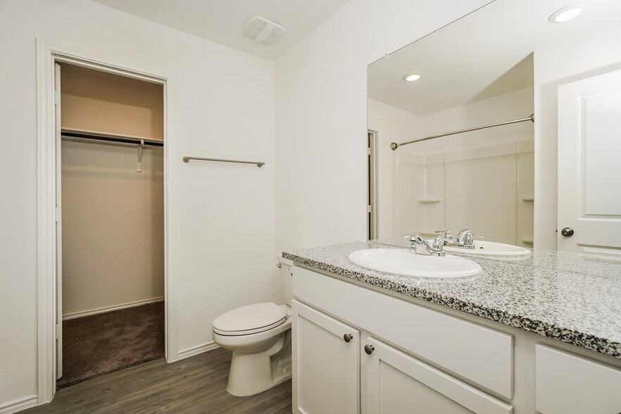 Building Photo - 10106 Gap Crk