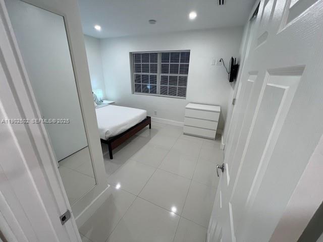 Building Photo - 1125 99th St