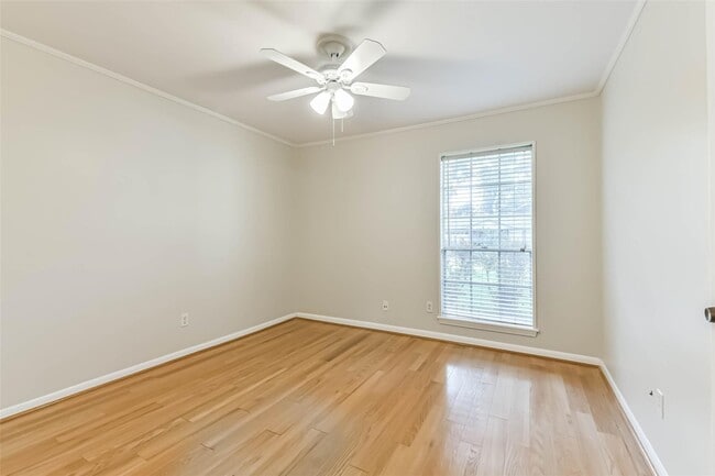 Building Photo - 8419 Stroud Dr