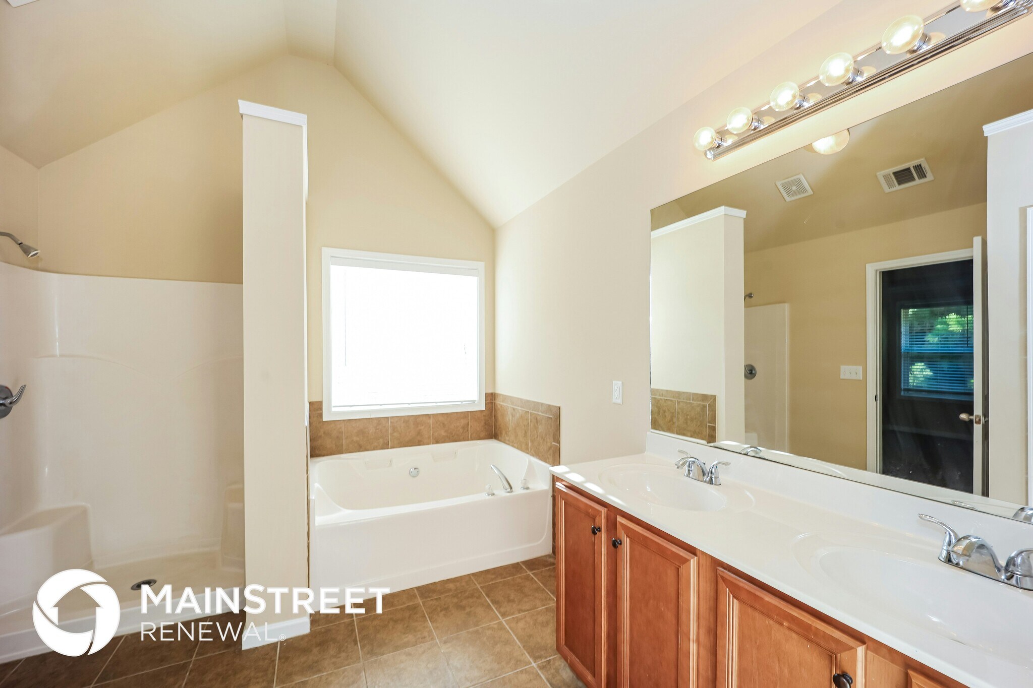 Building Photo - 106 Heritage Club Ln