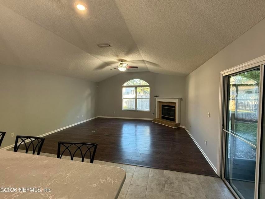 Building Photo - 9339 Whisper Glen Dr