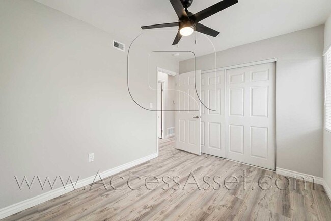 Building Photo - Remarkable 3 Bed/2 Bath Modern, Luxury And Comfort San Diego Home!