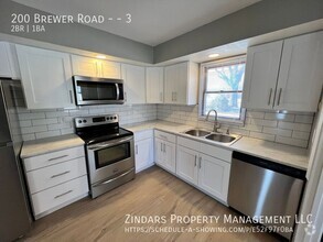 Building Photo - Remodeled 2 Bed 1 Bath Apartment in Danvil...