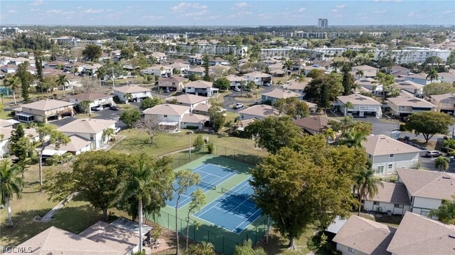 Building Photo - 3265 Royal Canadian Trace