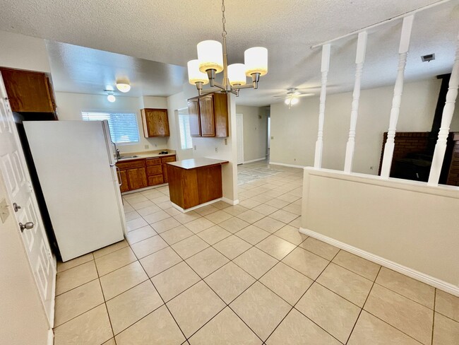 Building Photo - Pet Friendly Home in Washington with Large Fenced Yard