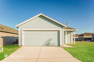 Building Photo - Modern 4-Bedroom in in the Landon Ridge Community