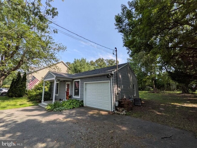 Building Photo - 965 Chester River Dr