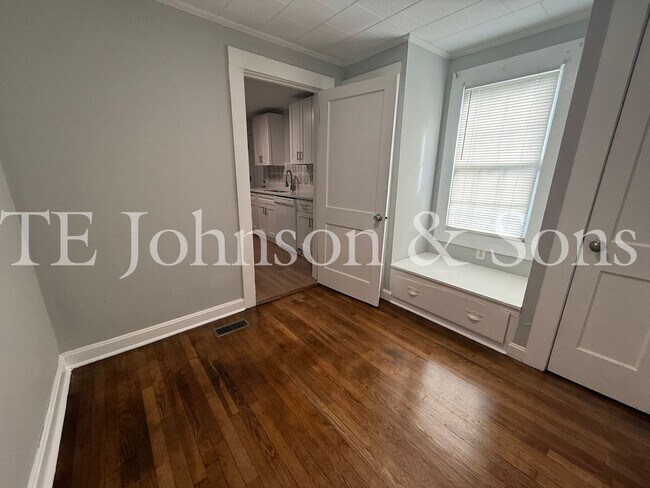 Building Photo - Charming Three Bedroom Home in Winston Sal...