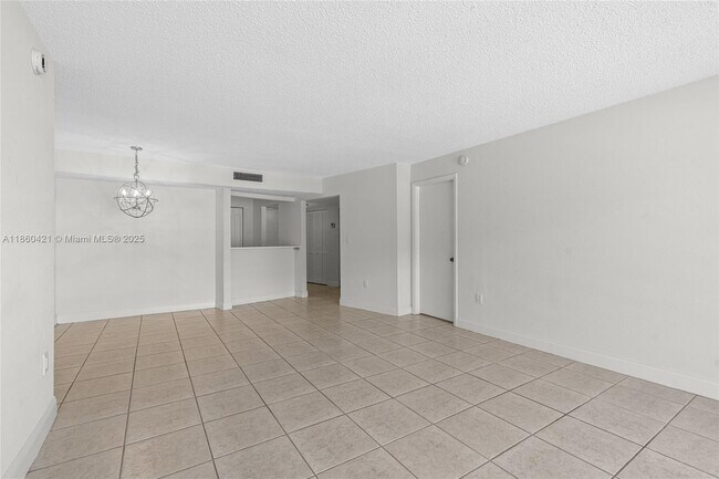 Building Photo - 4215 N University Dr