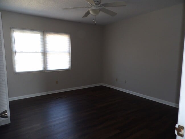 Building Photo - 108 Ridgeway Dr