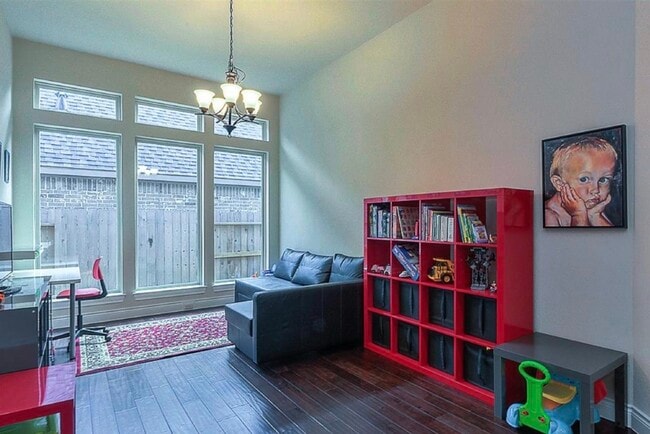Building Photo - 2302 Falcon Brook Dr