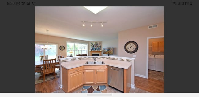 Building Photo - 1701 Oakbrooke Way
