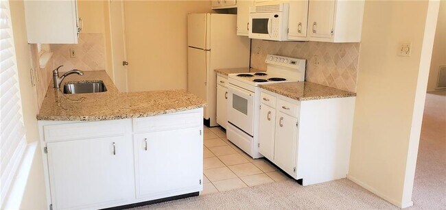 Building Photo - 12214 Forsythe Dr