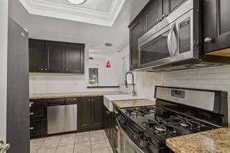 Building Photo - 1083 Shadowridge Dr