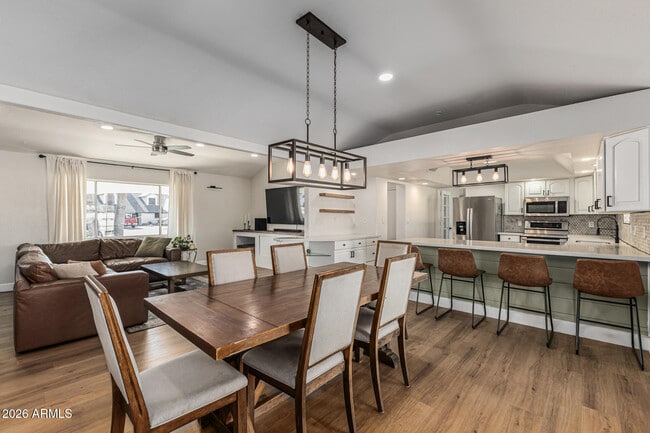 Building Photo - 641 N Dawn Cir