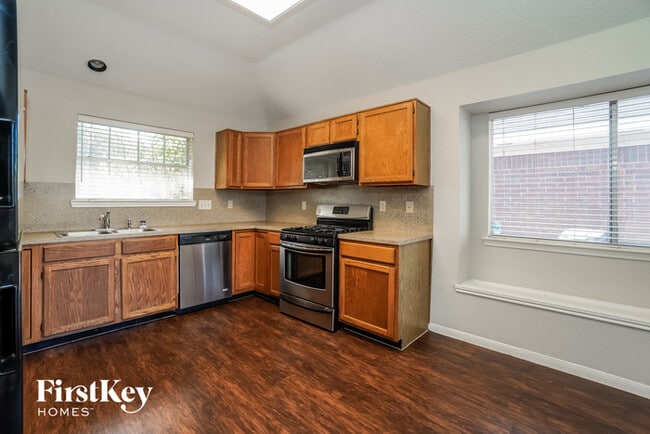 Building Photo - 17618 Garnercrest Dr