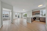 Building Photo - Central Parker Crossing