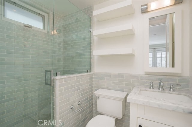 Building Photo - 328 28th St