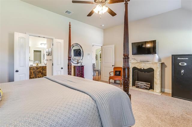 Building Photo - 189 Camouflage Cir